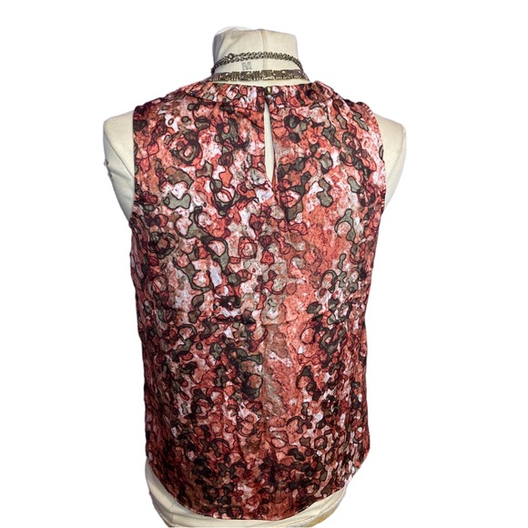 Rosy Red Sleeveless Abstract Printed Top - Picture 3 of 5